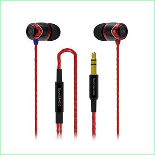 SoundMAGIC E10 In-Ear Sound Isolating Earphones.